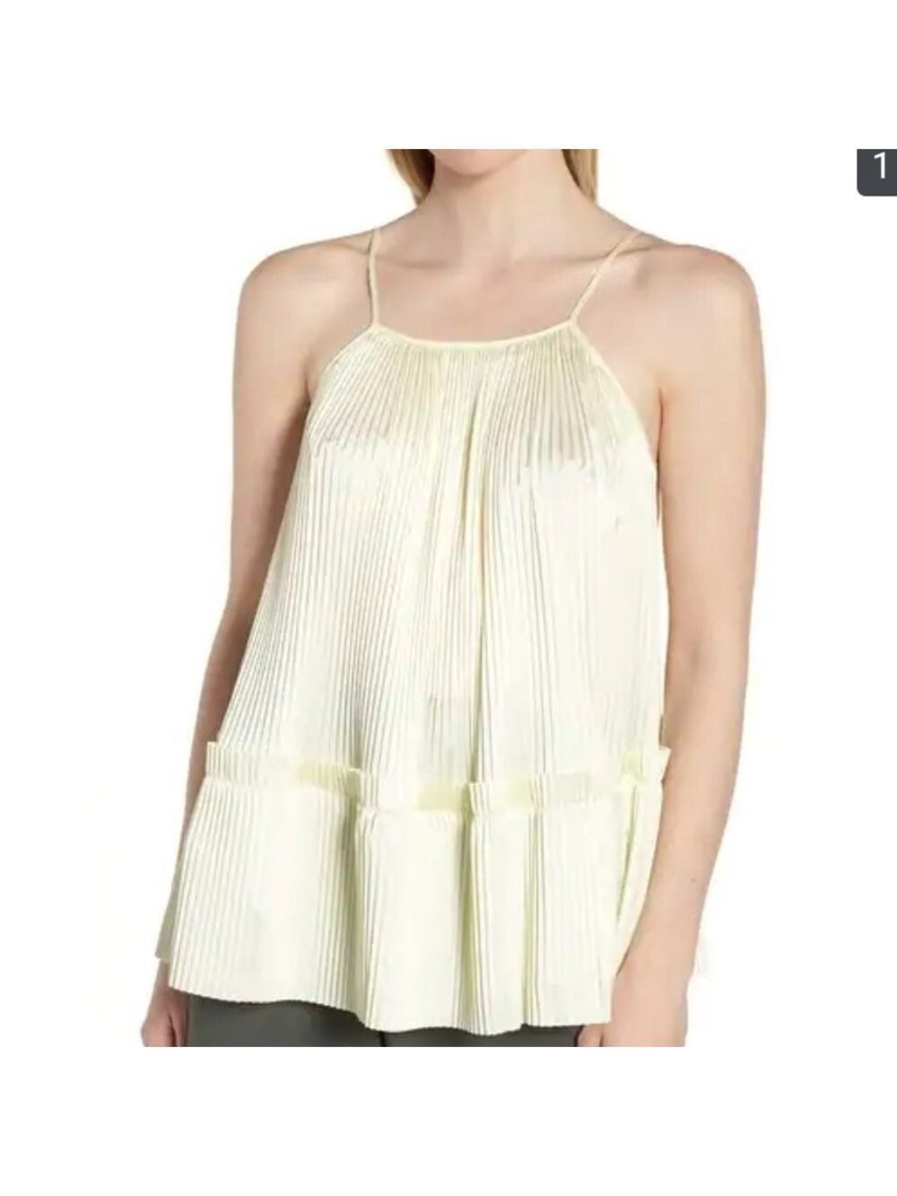 Lewit Essense Pleated Swing Top